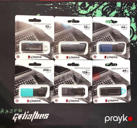 USB flaş və yaddaş kartları "Kingston" — Bakı