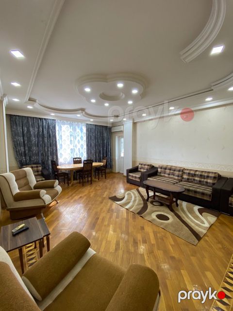 2 otaqlı mənzil kirayə verilir, 100 m², Nizami metro, Bakı