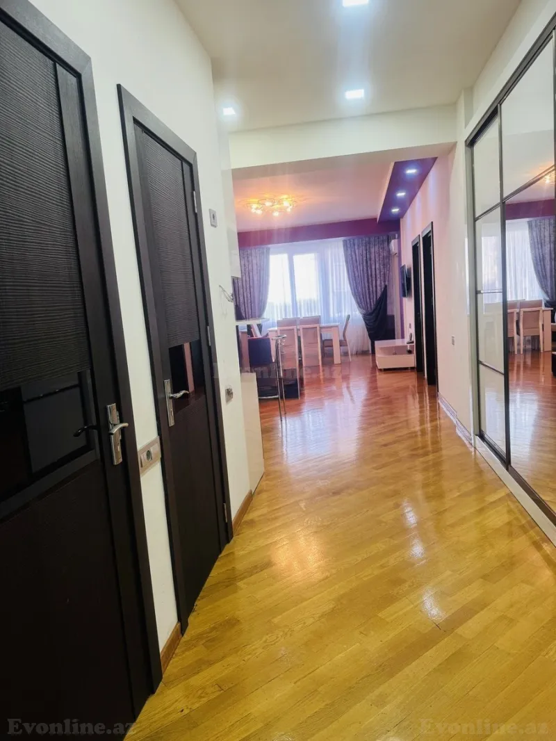 Kirayə verilir 2 otaqlı Mənzil Yeni tikili 80 m² Bakı, Pirallahı r., Qara Qarayev m — Bakı