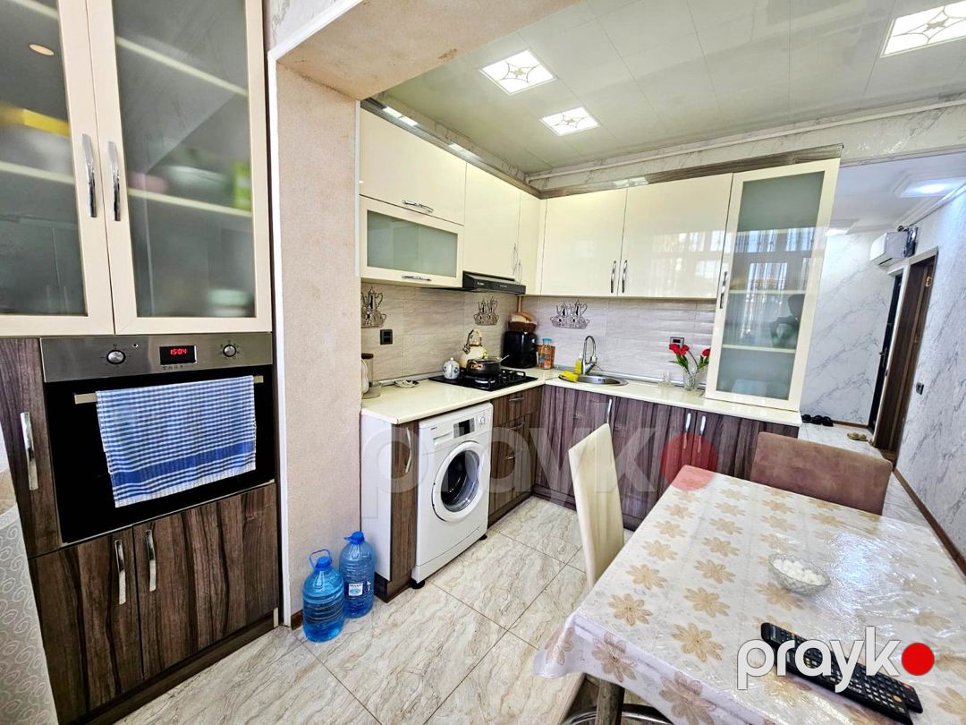 Satılır 2 otaqlı köhnə tikili 60 m² — Mənzil, Bakı (8)