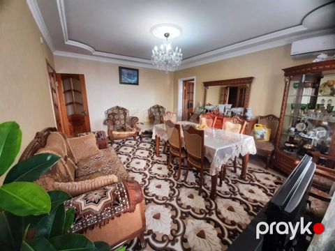Satılır 3 otaqlı köhnə tikili 88 m² — Bakı
