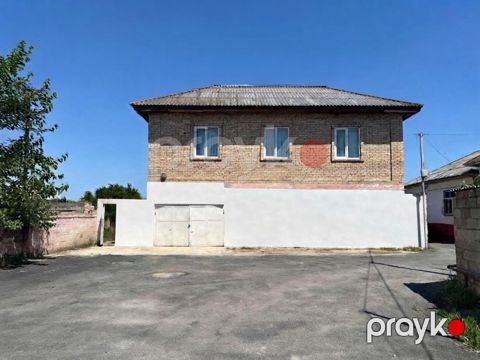 Satılır 4 otaqlı həyət evi/bağ evi 176 m² — Salyan