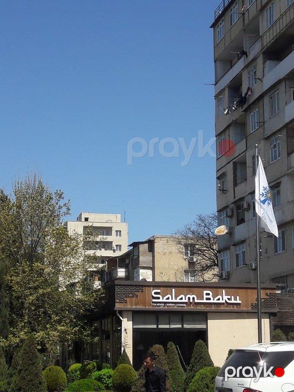 Satılır 3 otaqlı köhnə tikili 80 m² — Mənzil, Bakı (2)