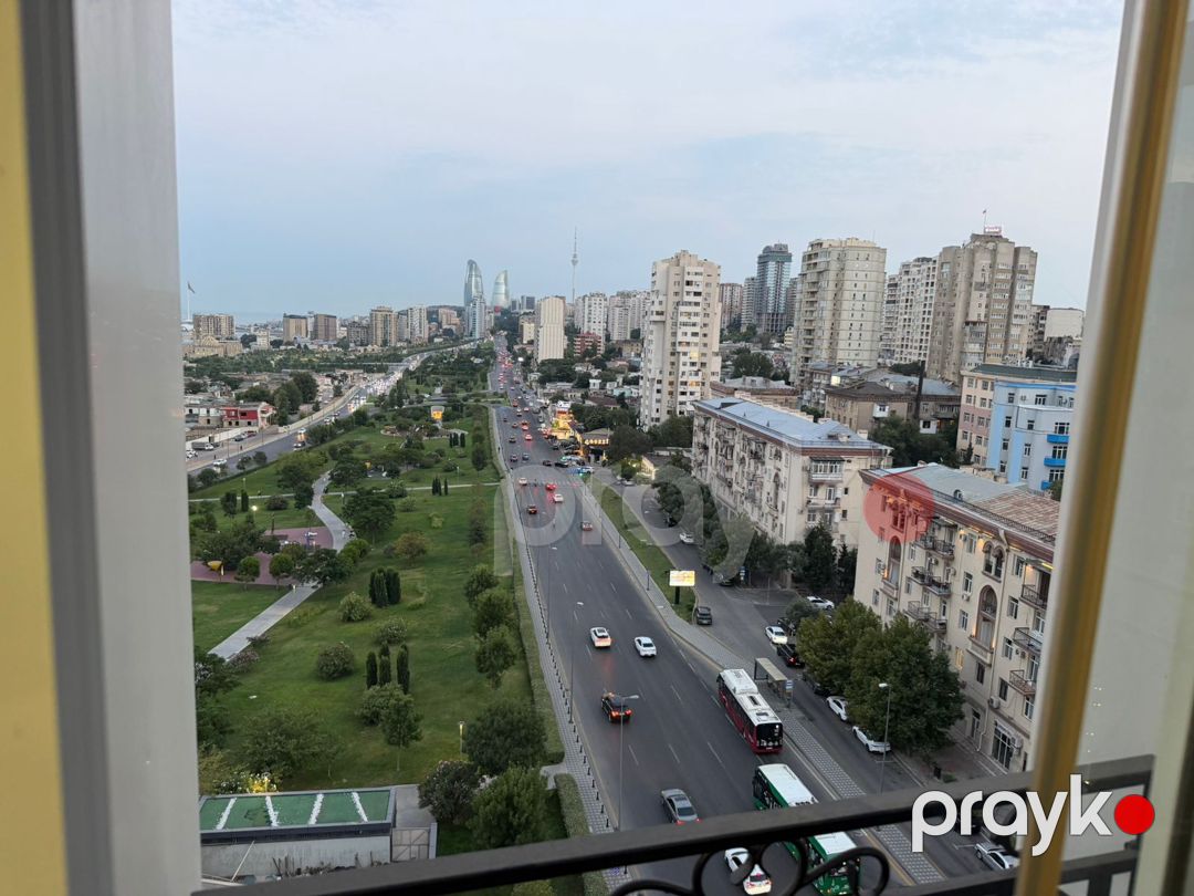 Satılır 5 otaqlı yeni tikili 200 m² — Mənzil, Bakı (2)
