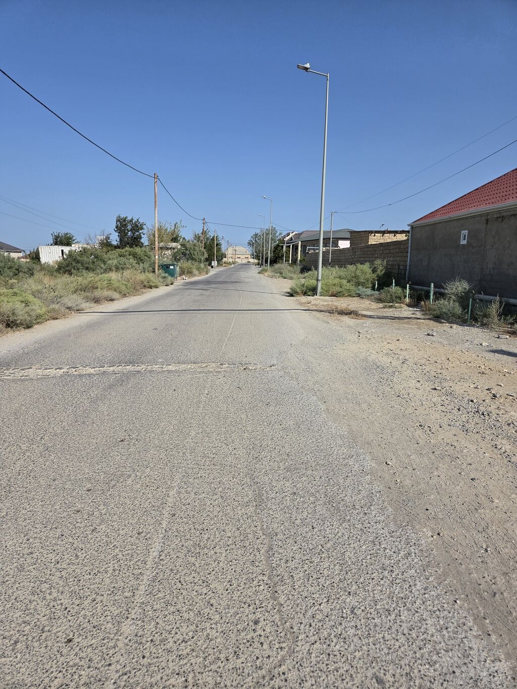20 sot, Tikinti — Torpaq, Digah