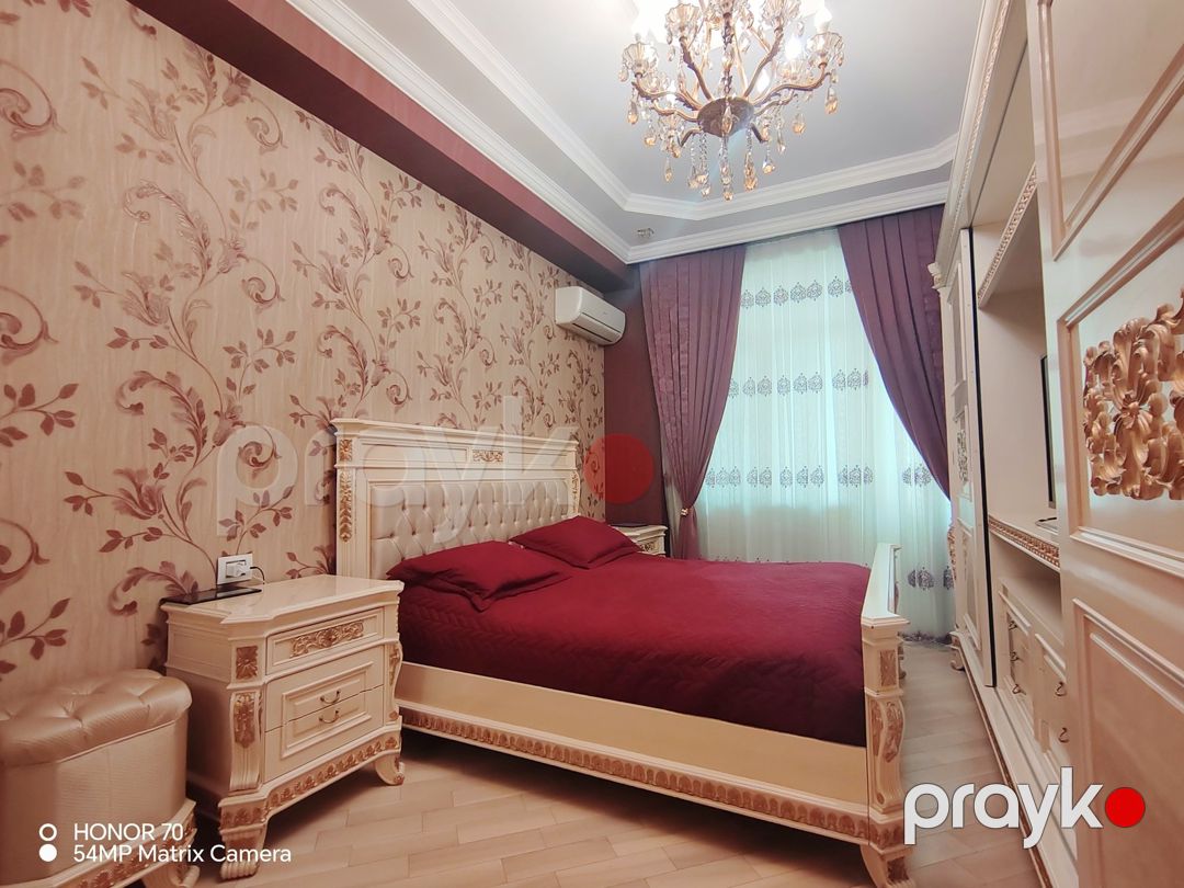 Satılır 4 otaqlı yeni tikili 240 m² — Mənzil, Bakı (10)