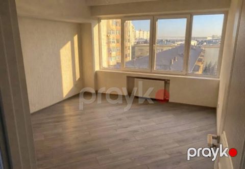 Satılır 2 otaqlı köhnə tikili 65 m²