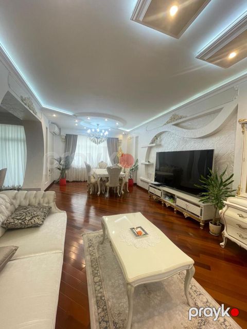 Satılır 4 otaqlı yeni tikili 171.2 m² — Bakı