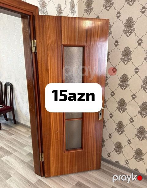 3 ədəd qapı satılır sokulu veziyyetdedi ölçü 90*2.05 1i 15azn Unvan — Bakı