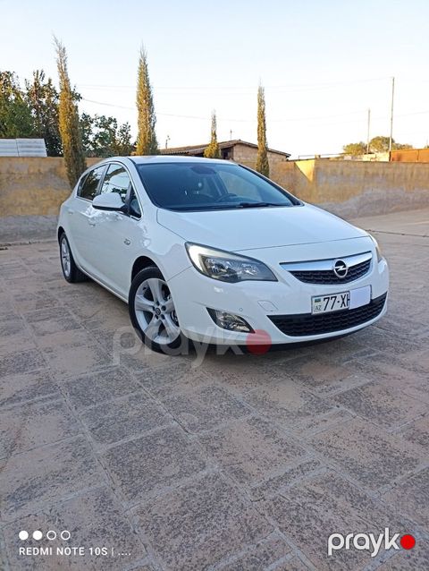 Opel Astra, 1.3 L, 2011 il, 216 800 km — Neftçala