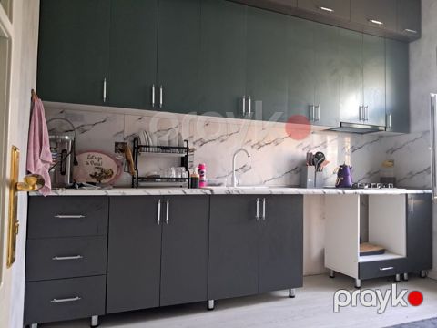 Endirim olundu Üçmərtəbəli mətbəx mebeli 650₼. Yeni yığılıb. Ölçü — Bakı