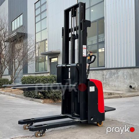 4.5 metr stacker icarəsi — Bakı
