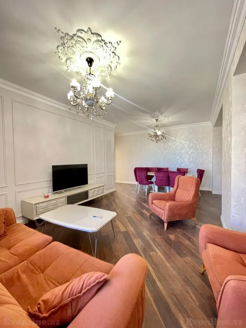 Kirayə verilir 3 otaqlı Mənzil Yeni tikili 148 m² Bakı, Yasamal r., 8 Noyabr m — Mənzil, Bakı (2)