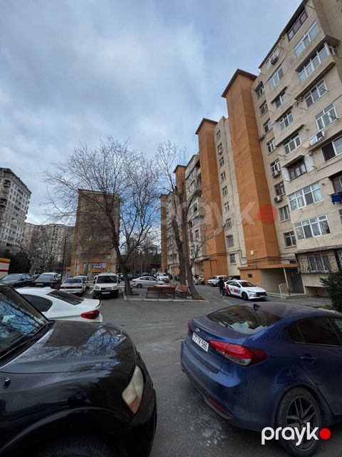 Satılır 3 otaqlı köhnə tikili 80 m² — Bakı