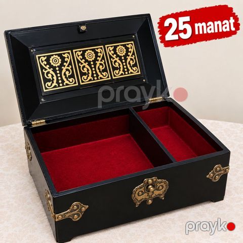 Şahmat naxışlı dekorativ sandıq/qutu - Material: ağac gövdə, qapaqda — Bakı