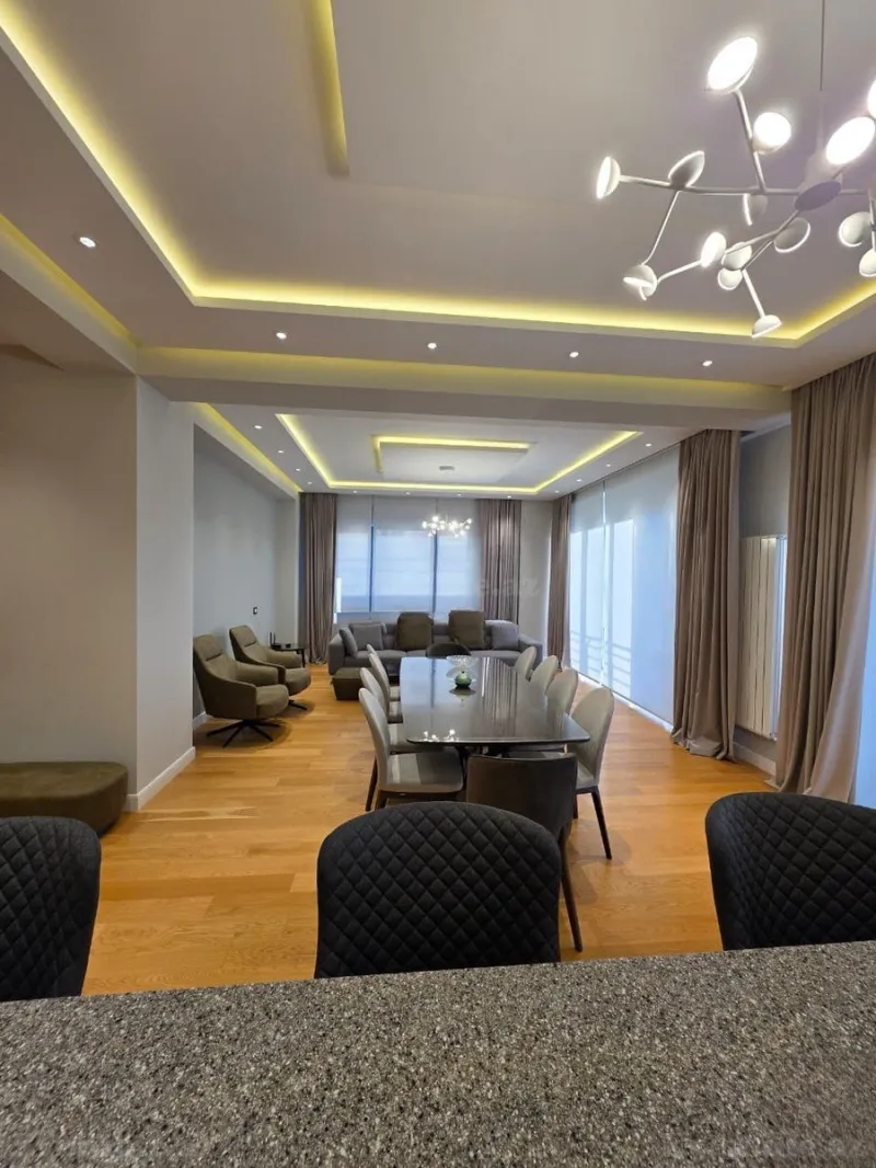Kirayə verilir 4 otaqlı Mənzil Yeni tikili 205 m² Bakı, Xətai r., Ağ şəhər — Mənzil, Bakı (4)