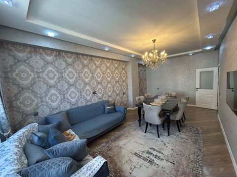 Satılır 4 otaqlı yeni tikili 135 m² — Bakı