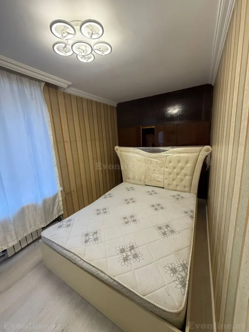 Kirayə verilir 2 otaqlı Mənzil Köhnə tikili 60 m² Bakı, Yasamal r., İnşaatçılar m — Resul Bey — Apartment