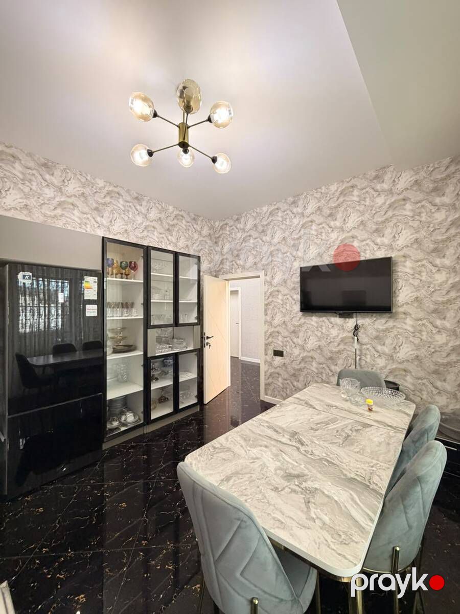 Satılır 4 otaqlı həyət evi/bağ evi 160 m² — Ev, villa, Bakı (12)