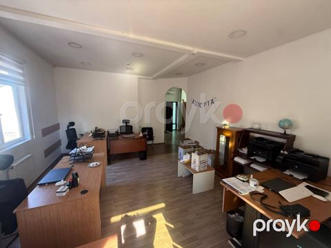 İcarəyə verilir 3 otaqlı ofis 110 m² — Bakı