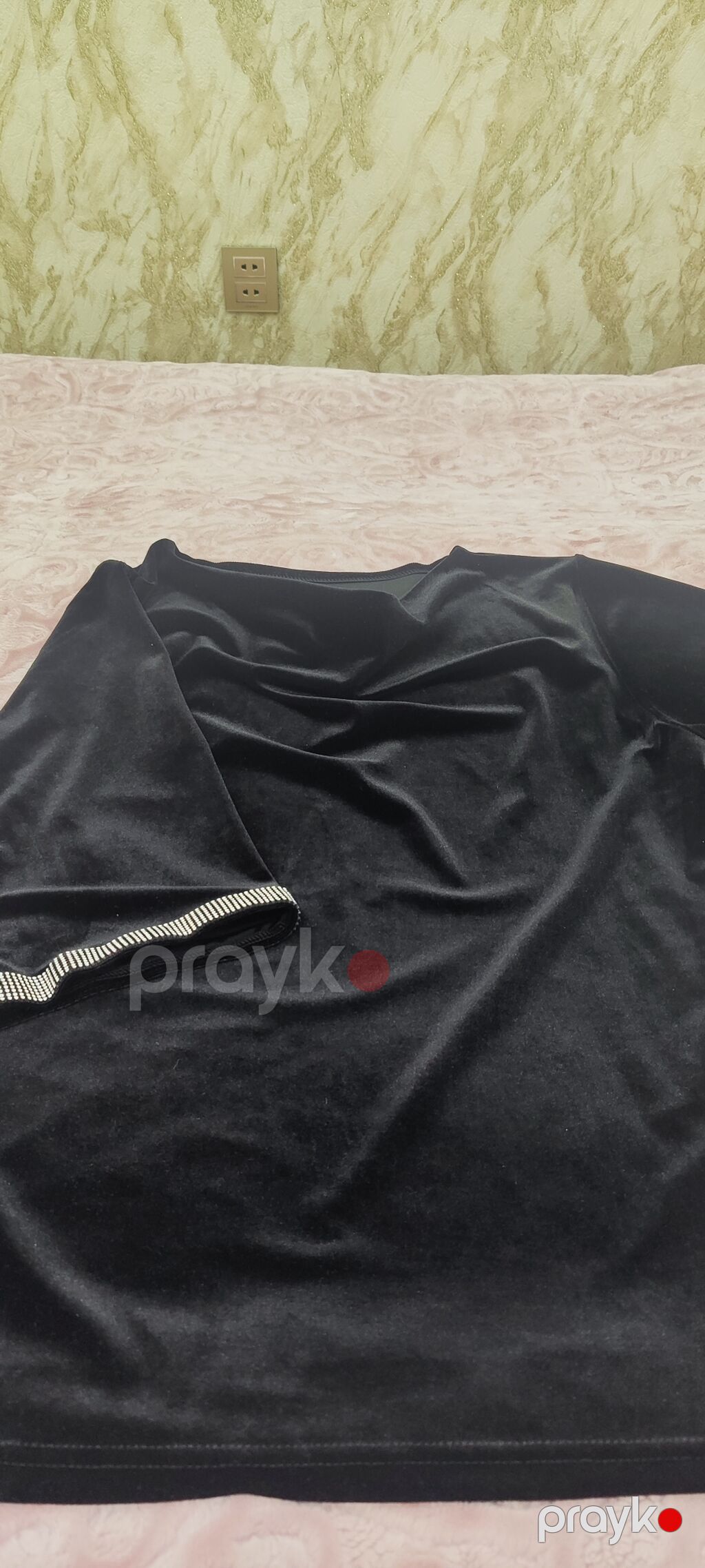 Qara məxməri bluz - Material: Yumşaq, parlaq effektli məxmər/parça — Köynək, Saray (2)