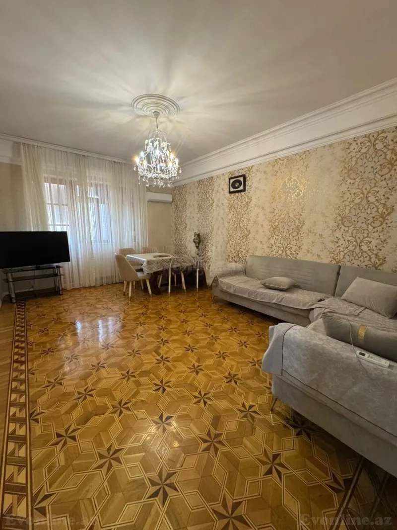 Kirayə verilir 3 otaqlı Mənzil Yeni tikili 110 m² Bakı, Binəqədi r., 8-ci mikrorayon — Bakı