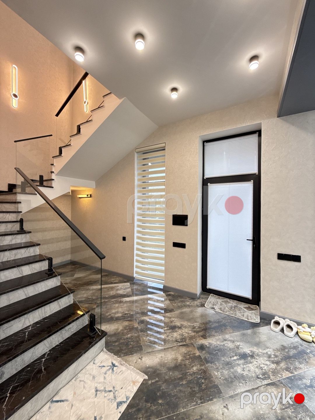 Satılır 4 otaqlı həyət evi/bağ evi 250 m² — Ev, villa, Bakı (12)