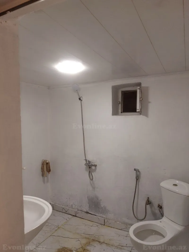 Kirayə verilir 3 otaqlı Həyət evi 80 m² Bakı, Səbail r., 20-ci sahə — Ev, villa, Bakı (4)