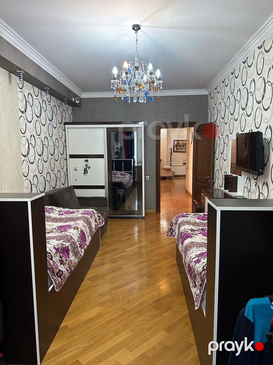 Satılır 4 otaqlı yeni tikili 212 m² — Mənzil, Bakı (7)
