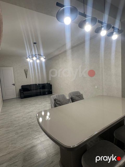 İcarəyə verilir 3 otaqlı yeni tikili 115 m²