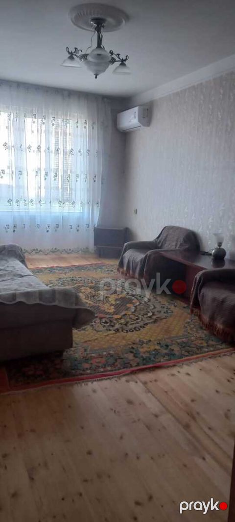 İcarəyə verilir 4 otaqlı köhnə tikili 111 m² — Bakı