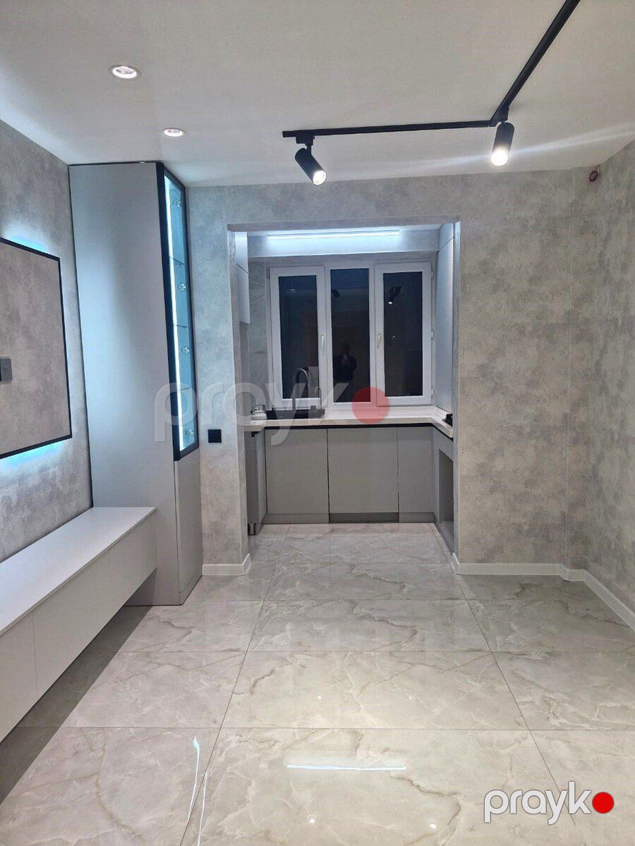 Satılır 4 otaqlı köhnə tikili 85 m² — Mənzil, Bakı (3)