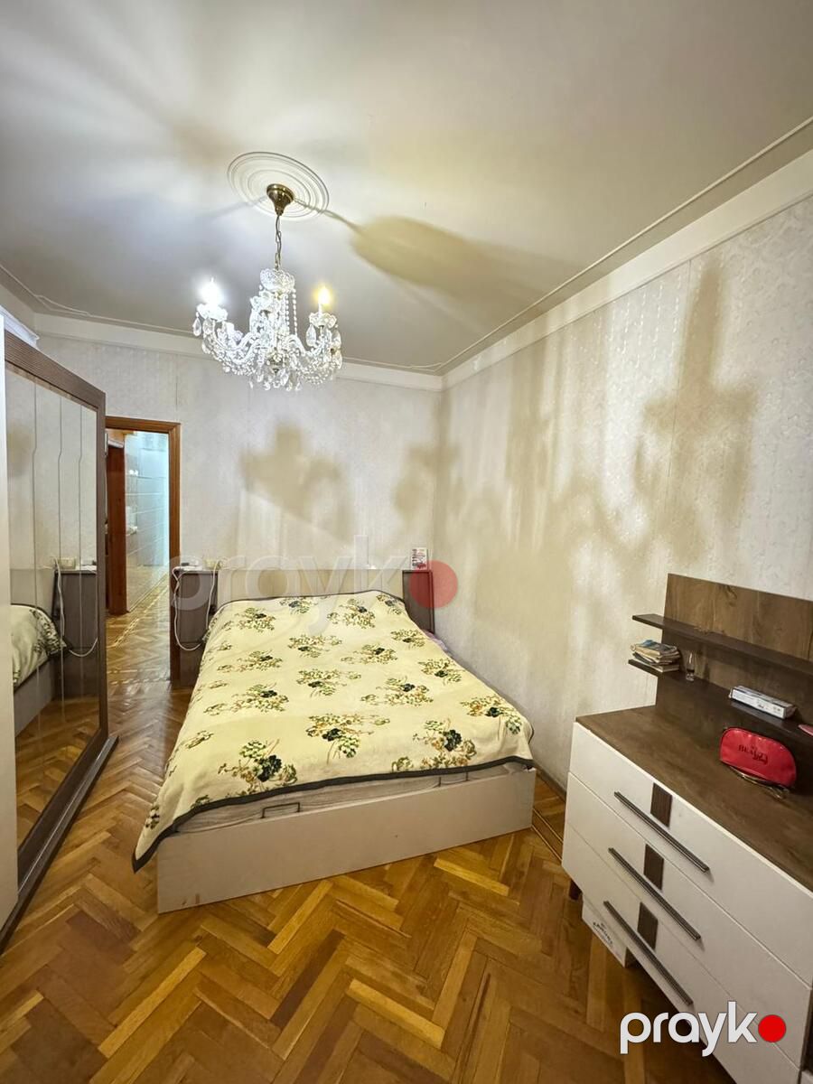 Satılır 4 otaqlı köhnə tikili 125 m² — Mənzil, Bakı (3)