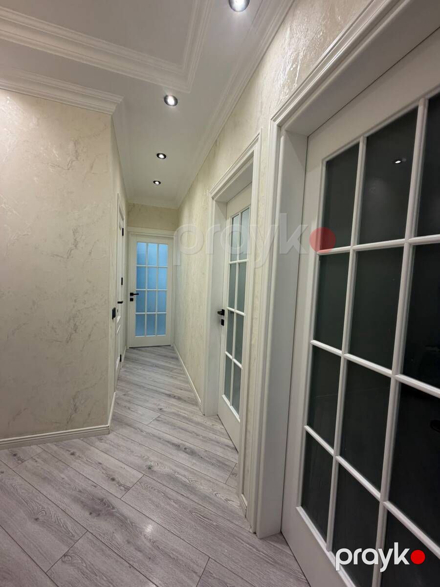 Satılır 3 otaqlı köhnə tikili 100 m² — Mənzil, Bakı (7)