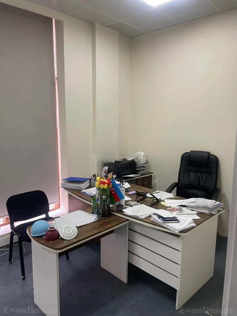 Kirayə verilir Ofis 30 m² Bakı, Nərimanov r — Bakı