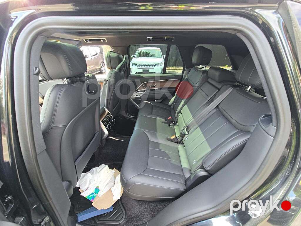 Land Rover Range Rover, 3.0 L, 2025 il, 41 843 km — Avtomobillər (12)
