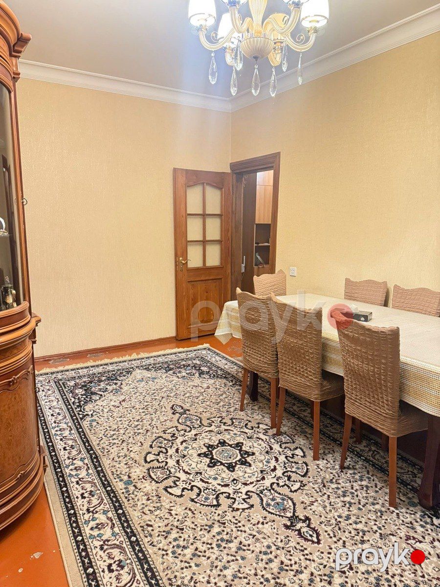 Satılır 4 otaqlı köhnə tikili 100 m² — Mənzil, Bakı (3)