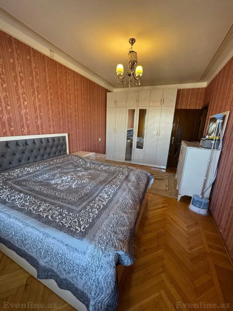 Satılır 3 otaqlı Mənzil Köhnə tikili 85 m² Bakı, Nizami r., Neftçilər m., 8-ci kilometr — Mənzil, Bakı (4)