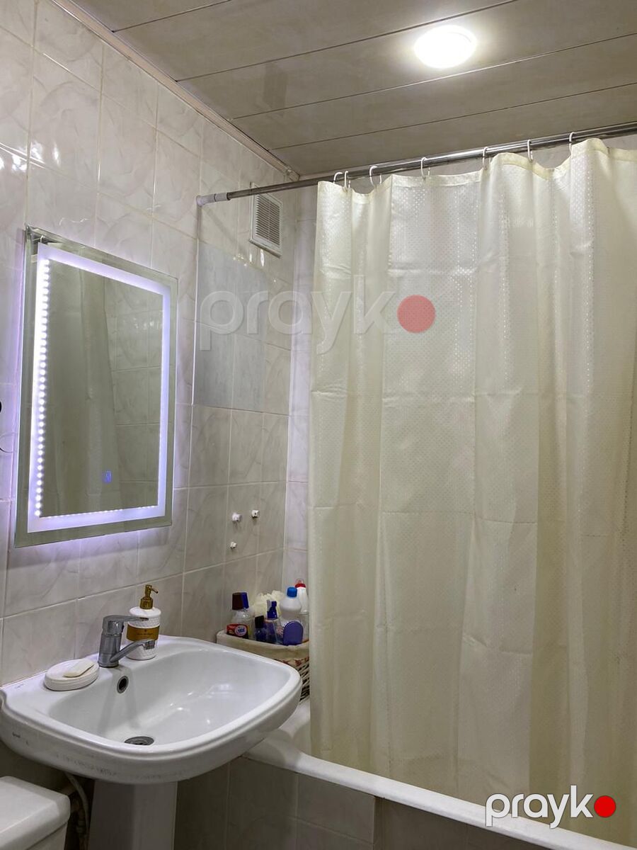 Satılır 2 otaqlı köhnə tikili 55 m² — Mənzil, Bakı (7)