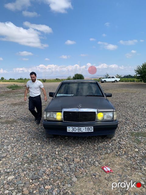 Mercedes-Benz 190: 2.3 l 1991 il Sedan — Tovuz