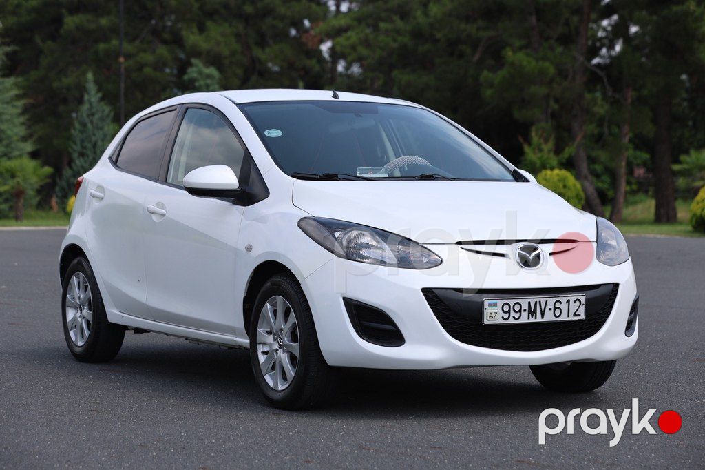 Mazda 2, 1.5 L, 2013 il, 265 000 km — Avtomobillər, Qax (2)