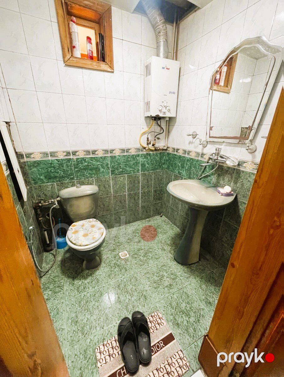 Satılır 2 otaqlı köhnə tikili 55 m² — Mənzil, Bakı (8)