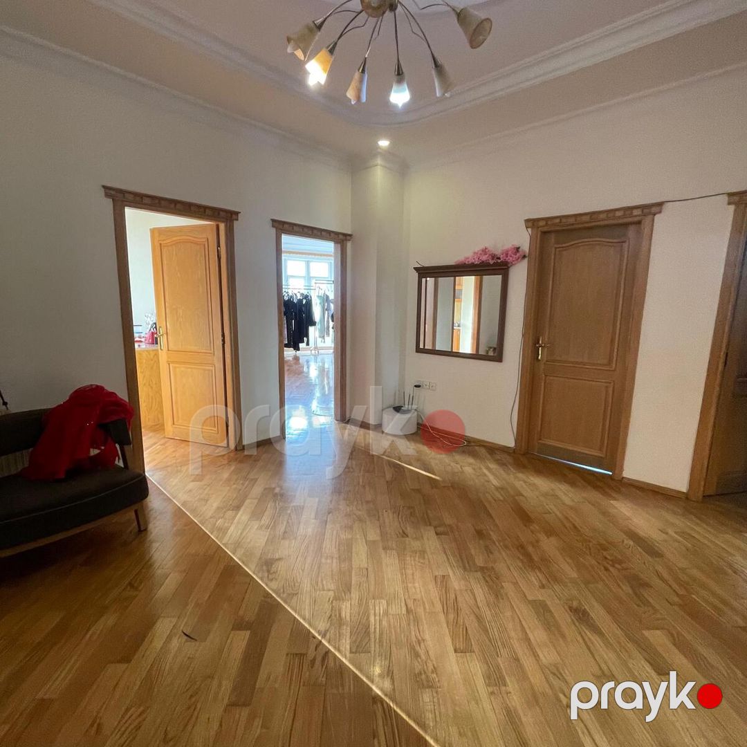 Satılır 4 otaqlı yeni tikili 210 m² — Mənzil, Bakı (5)