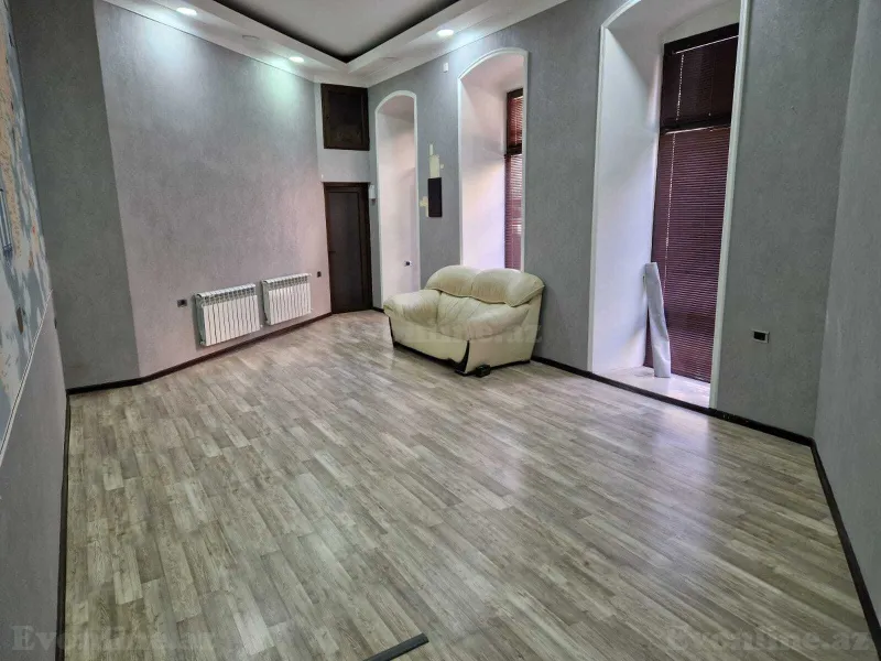 Kirayə verilir Ofis 200 m² Bakı, Səbail r — Ofis, Bakı (4)