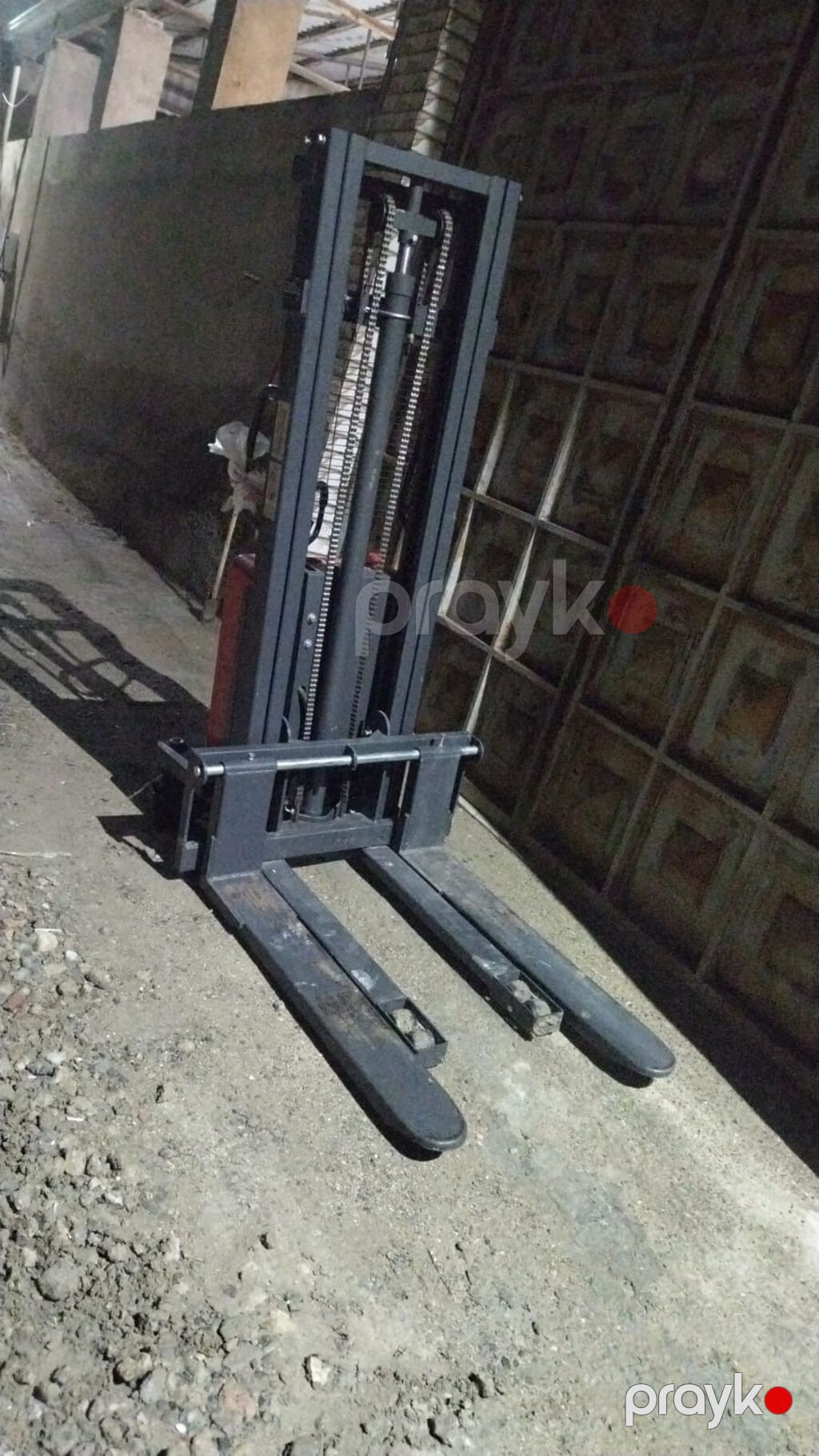 Transpalet 2500 Azn. 3metr yuxari qaldirir. 2ton cheki qaldirir. 5500 — Digər, Bakı (6)