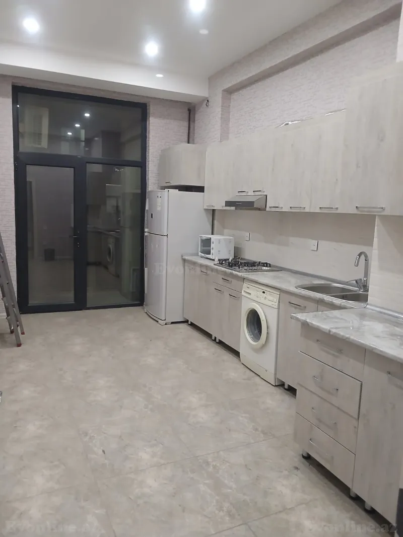 Kirayə verilir 4 otaqlı Mənzil Yeni tikili 110 m² Bakı, Nizami r., Nəriman Nərimanov m., Keşlə — Mənzil, Bakı (4)