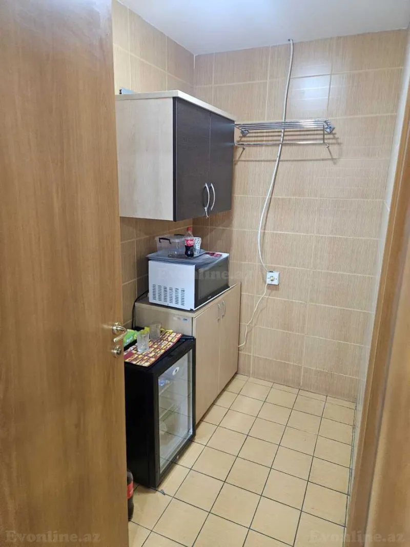 Kirayə verilir Ofis 30 m² Bakı, Nərimanov r — Ofis, Bakı (7)