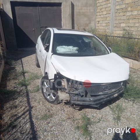 Kia Cerato, 1.6 L, 2009 il, 250 000 km — Bakı