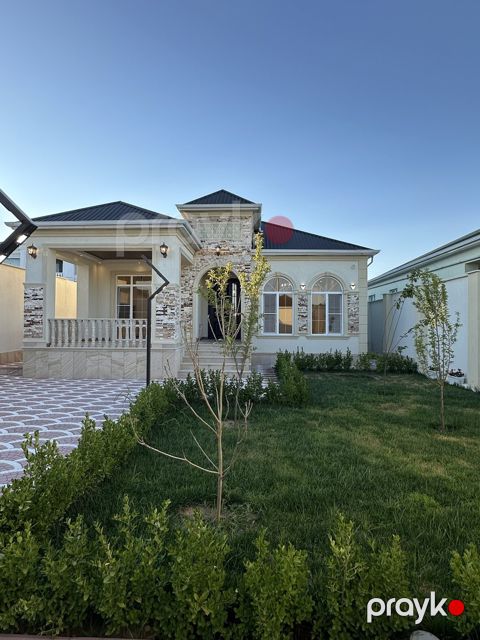 Satılır 4 otaqlı həyət evi/bağ evi 145 m² — Bakı