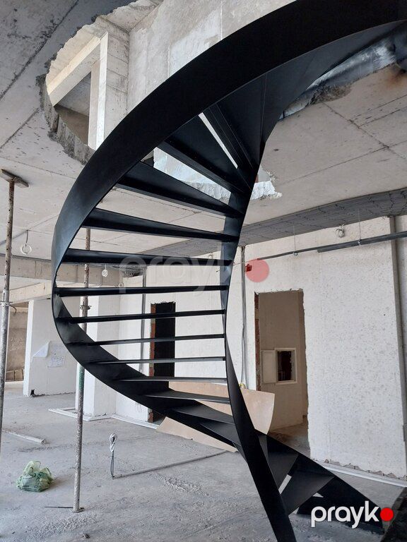 Spiral pilləkənlər — Təmir və inşaat, Bakı (6)